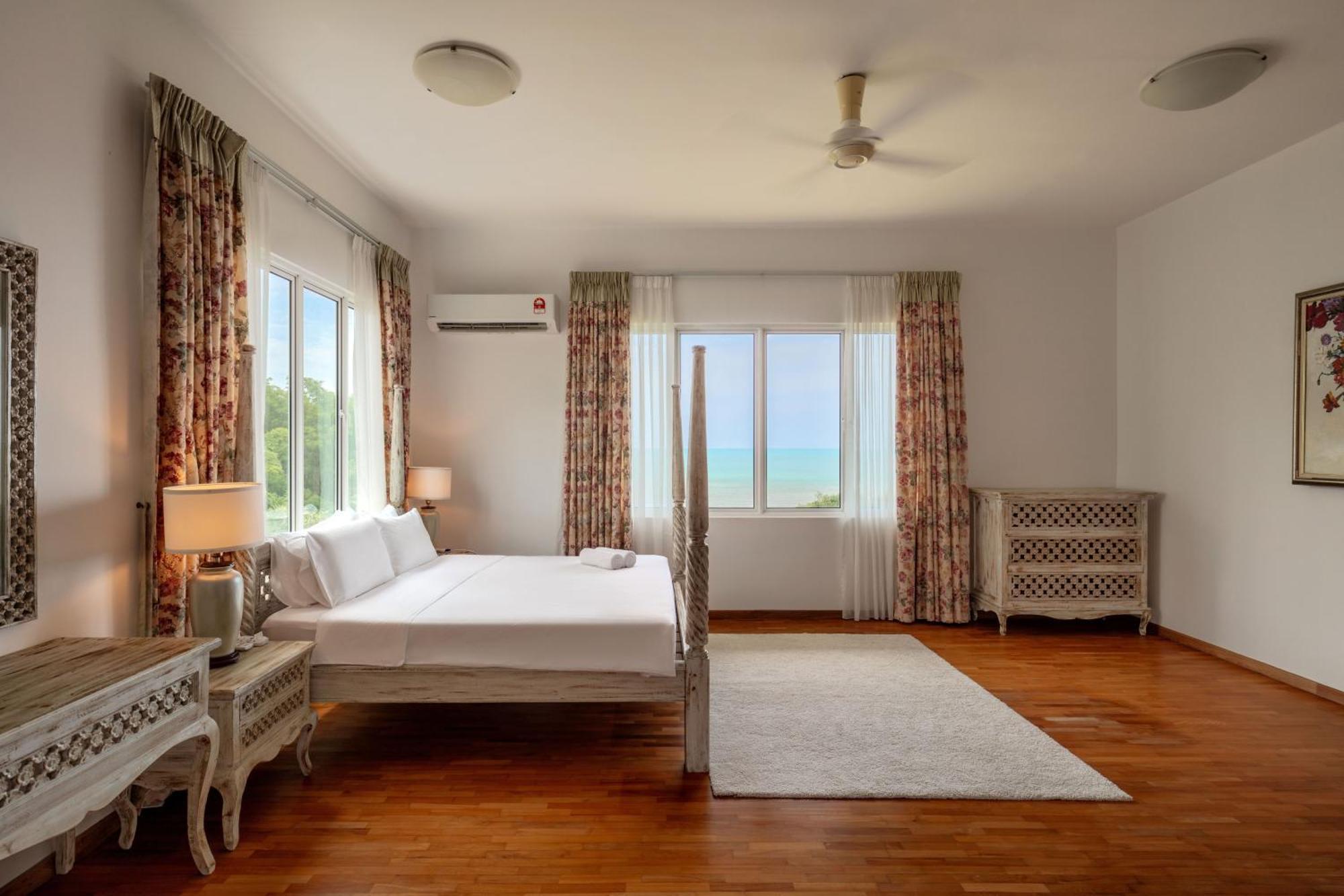 Panoramic Seaview Holiday Home - Batu Ferringhi Zewnętrze zdjęcie